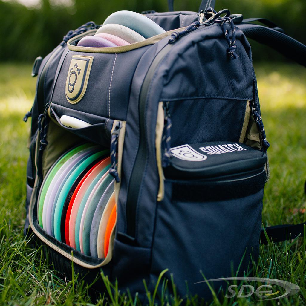squatch-the-lore-backpack-w-cooler-disc-golf-bag Navy/Twill 