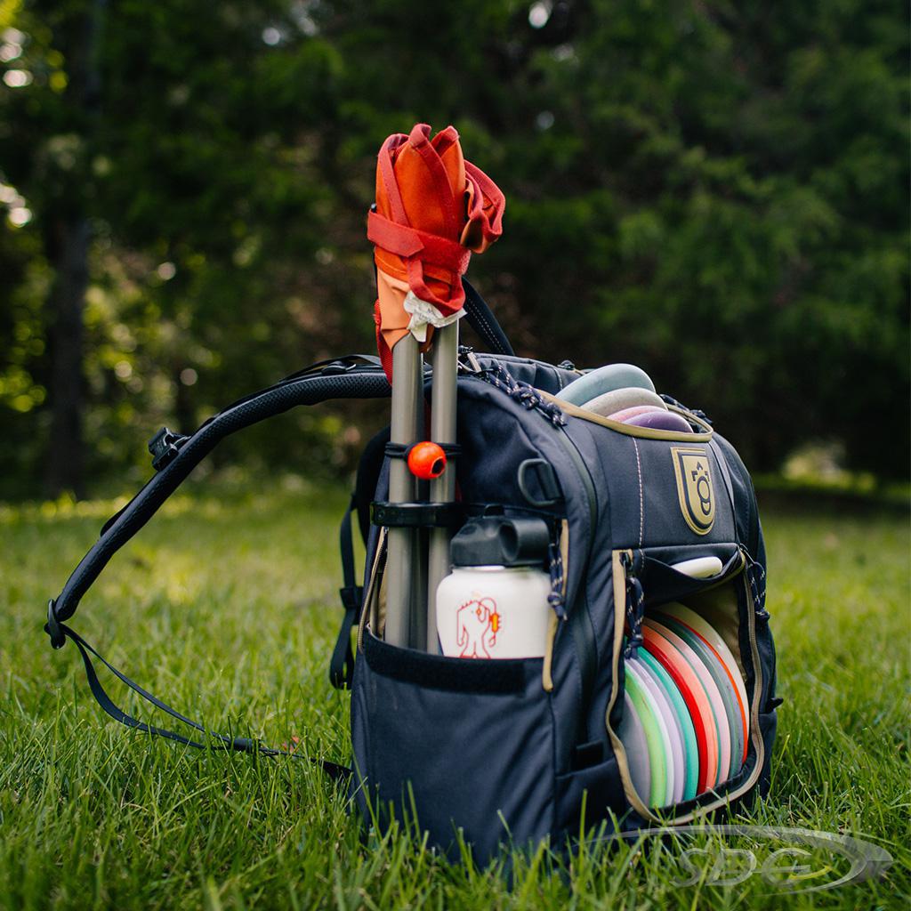 squatch-the-lore-backpack-w-cooler-disc-golf-bag  