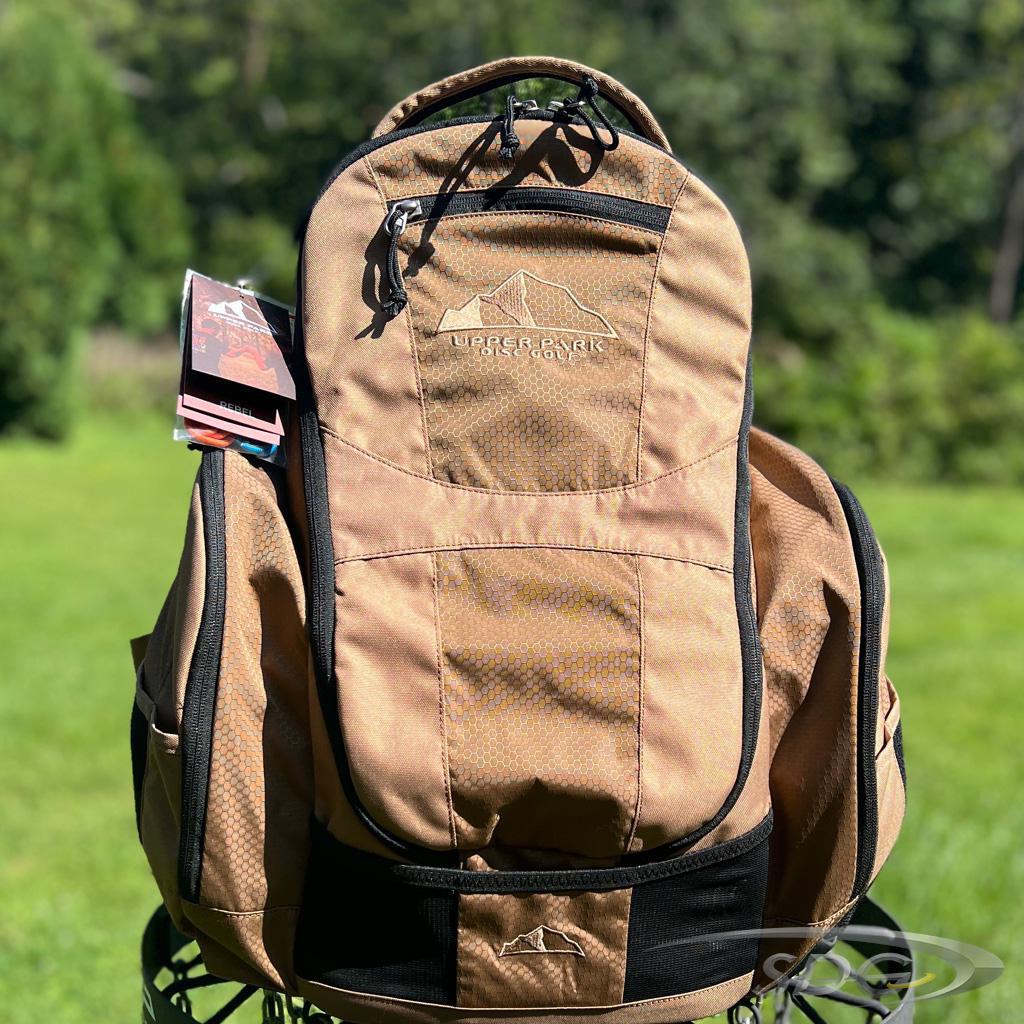 Upper Park "The Rebel" Disc Golf Bag Dune front view  zipped up