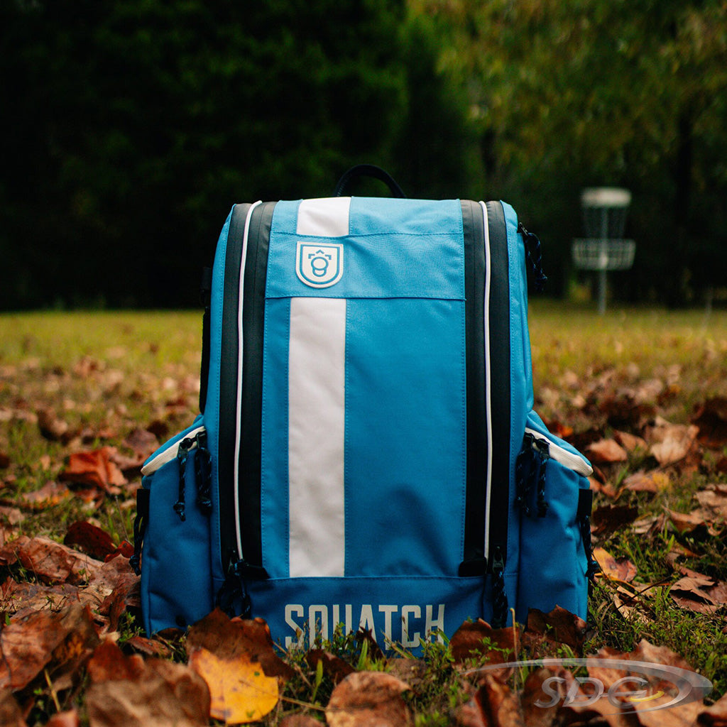 Squatch The Link Bag w/ Cooler Disc Golf Bag Front View Closed