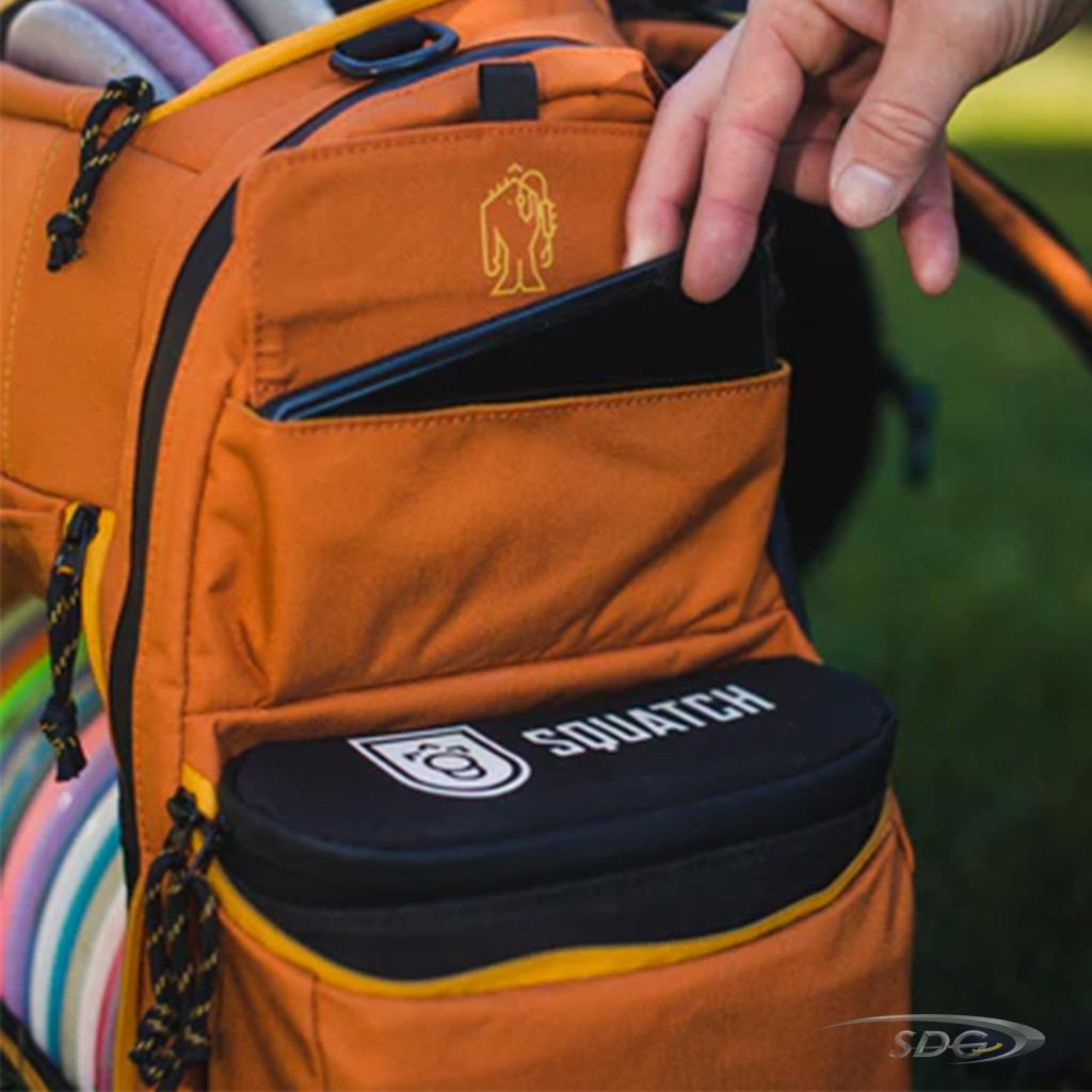 Squatch Calvin Heimburg Signature Legend 3.0 w/ Cooler Disc Golf Bag side pocket for cell phone. Pocket for cooler that is include