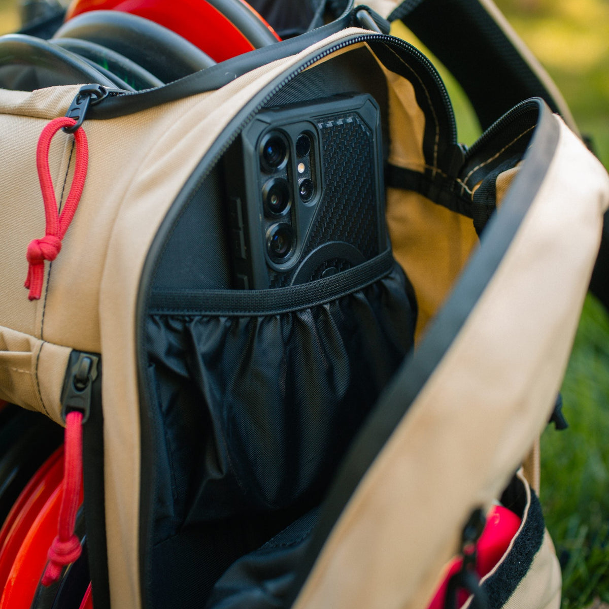 Squatch Ezra Badlands Lore Disc Golf Bag