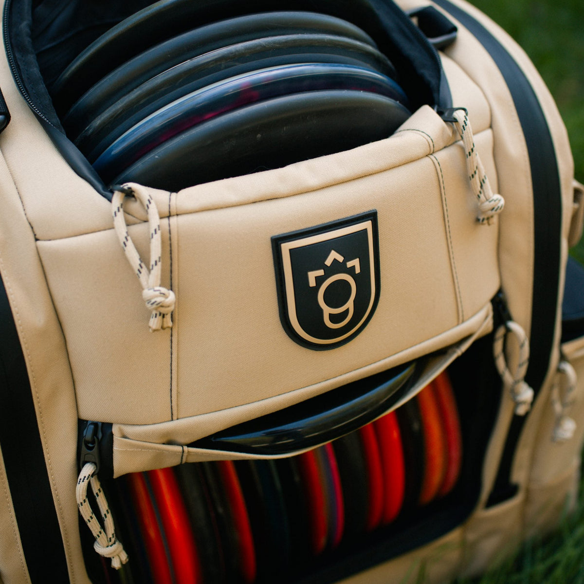 Squatch Legend 3.0 - Coyote Legend Disc Golf Bag