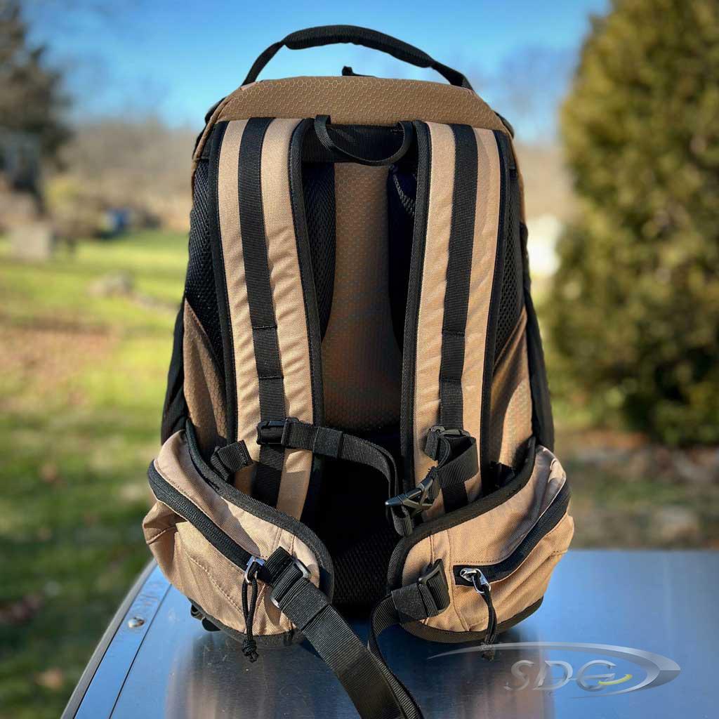 Upper Park The Shift 2023 Disc Golf Bags Dune back view